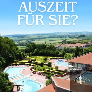 FeWo 13 - Appartement im Rottalblick - Elegant und ruhig wohnen, Tiere willkommen, Bademantelgang zur Therme, TV, Boxspringbett, Balkon inkl Garage u Kurtaxe
