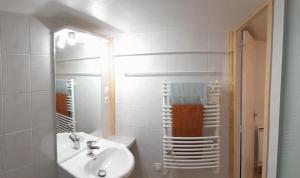 Appartements Studio independant avec jardin : photos des chambres