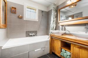 Villas La scandinave SPA et jardin luxuriant : photos des chambres