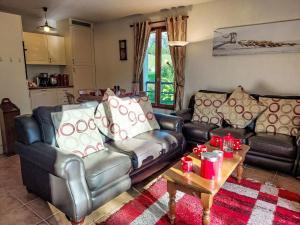 Apartment Domaine de Crespin-5 by Interhome