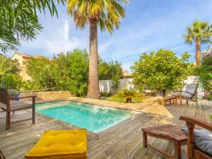 Holiday Home La maison du Port by Interhome