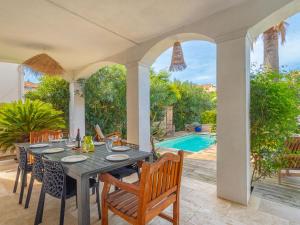 Holiday Home La maison du Port by Interhome