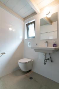 LEONIDIONHOUSES - The Lykoskufi Villas