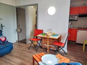 Studio Les cimes blanches by Interhome
