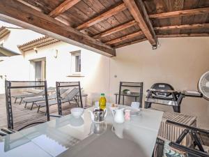 Maisons de vacances Holiday Home La Romaine by Interhome : photos des chambres