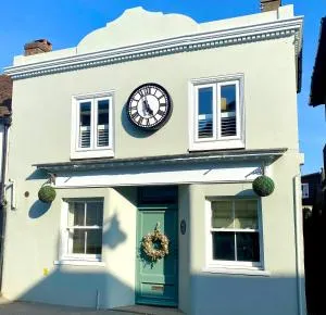 The Stock Exchange - Heyshott