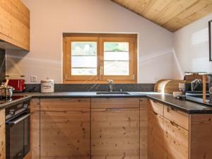 Chalet Le mayen des Veillas by Interhome