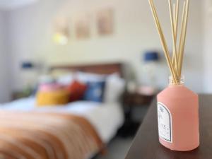 Artistic 3 bed home in Old Trafford next to MUFC