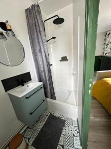 Maisons de vacances Petite maison de ville : photos des chambres
