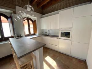 Hostfy Centro, Puerta Osario