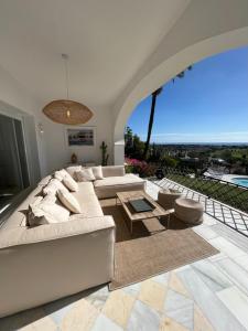 Villa de Luxe avec Vue Époustouflante