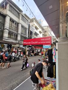 Cozy 1br walk to BTS and Airport Rail Link Close to Malls M11