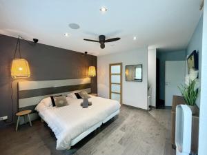 Villas Prestigieuse Villa Spa 2 Piscines : photos des chambres