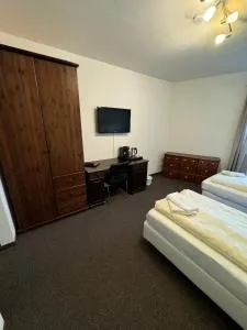 Pension Zur Traube 2 - 普尔海姆