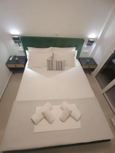 Enigma Boutique Houses Vraxos