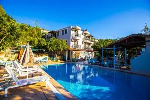 TUTHALİYA HOTEL - Gelemiş