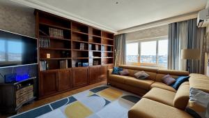 The View - Family House