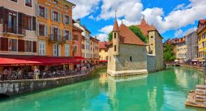Appartements Olympe-Free carpark, 7 min from Old town, Spacious & Calm : photos des chambres