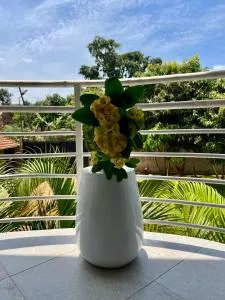 Hidden beautiful Modern Apartment - 恩德培