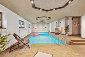 Luxus-Villa mit Indoorpool, Sauna & offenem Kamin - Waging am See