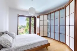 Lussuoso Appartamento vista Città - Borgo Po - Box Auto - Superga