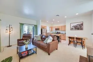 2 Mi to Dtwn Flagstaff Home with Balcony! - East Flagstaff