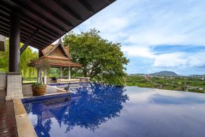 Royal Legacy Private Villa With Private Golf Course