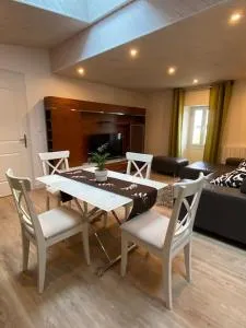 Chez Pascal Sissi -Au Coeur de Vignes, parking free - Le Bignon