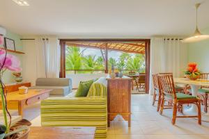 PF89 Apartamento 3 Suítes Pé na Areia, Vista Mar, Vivendas do Farol - Praia do Forte