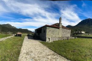 Secluded house Vjosa river