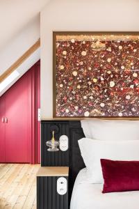 B&B / Chambres d'hotes Clos du Cedre - Chambres d-Hotes d-Exception, Luxury B&B a Dinan : Chambre Lit Queen-Size - Vue sur Jardin