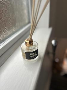 Charming 4-Bed Oasis with Garden in Prime Coventry Location