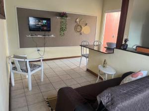 Conforto. Tres quartos com ar e cama de casal