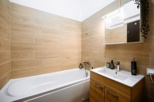 Zen Studio 2 with balcony