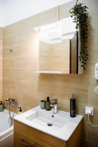 Zen Studio 2 with balcony