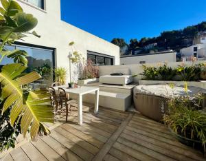 Appartements Le Loft de Mel a l-Estaque - atypique & vue mer : photos des chambres
