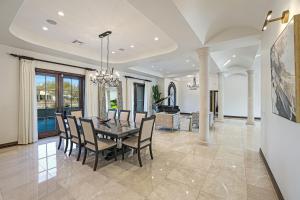 Luxury Scottsdale Retreat, Heated Pool, Spa, Pickleball, Concierge service