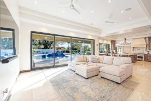 Luxury Scottsdale Retreat, Heated Pool, Spa, Pickleball, Concierge service