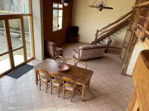 Le Gîte des Jonquilles up to 12 People 6 Bedrooms