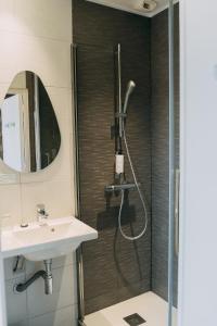 Hotels Hotel Les Agapanthes-Logis Hotel : photos des chambres