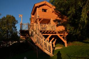 Panzi&oacute; Cabane L'Or&eacute;e des Bornes &Eacute;vires Franciaorsz&aacute;g