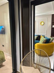 Stylish Appartement Lumineux et Luxueux Au Coeur De Maarif Quartier Palmier Près De Station Tramway & Bd Abdelmoumen Casablanca