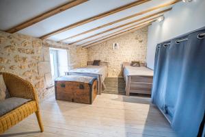 Maisons de vacances Havre de paix en Charente Maritime avec 3 formules d hebergement sur mesure de 1 a 14 voyageurs : photos des chambres