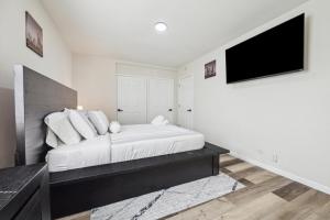 Houston Hideaway 3 Bedroom Home
