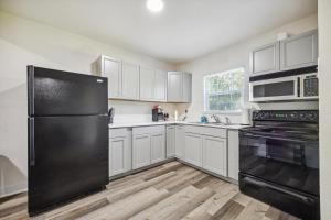 Houston Hideaway 3 Bedroom Home