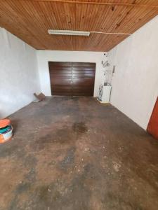 Casa amplia con garaje