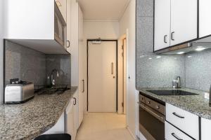 Flamingo 705 - Sea Point Studio Aprt