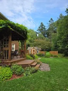 Hilltop Hideaway - 弗雷德里克顿