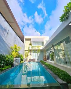 Nikaya Villa - 3 Bedrooms Near Seminyak