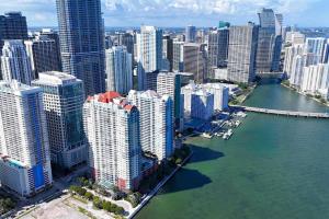 36th-Floor Ocean View Brickell - Free Parking